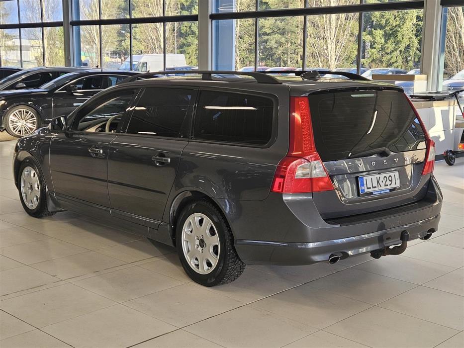 Volvo V70 2010