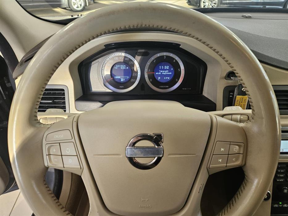 Volvo V70 2010