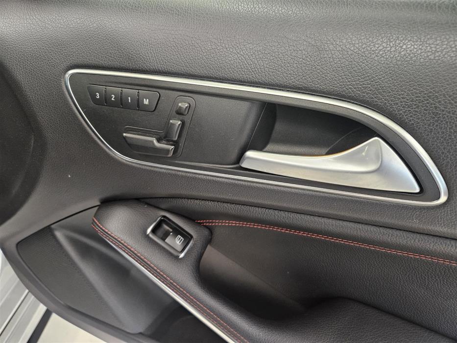 Mercedes-Benz A 45 AMG 2014