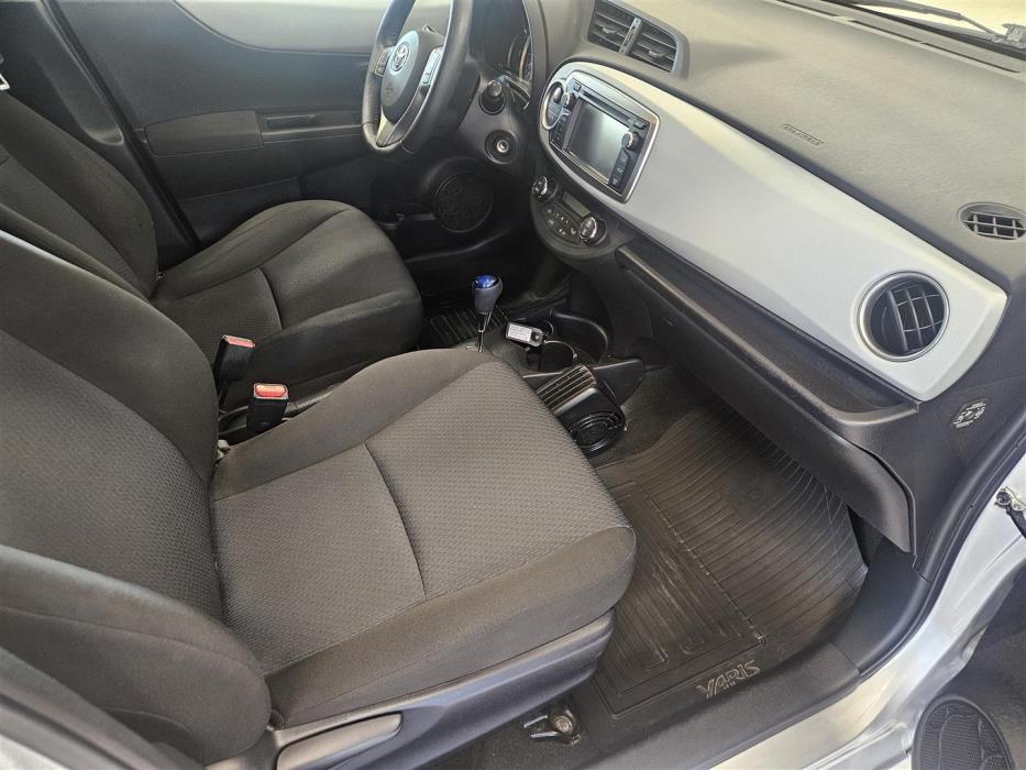 Toyota Yaris 2014