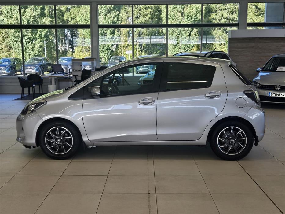 Toyota Yaris 2014
