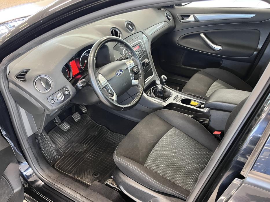 Ford Mondeo 2013