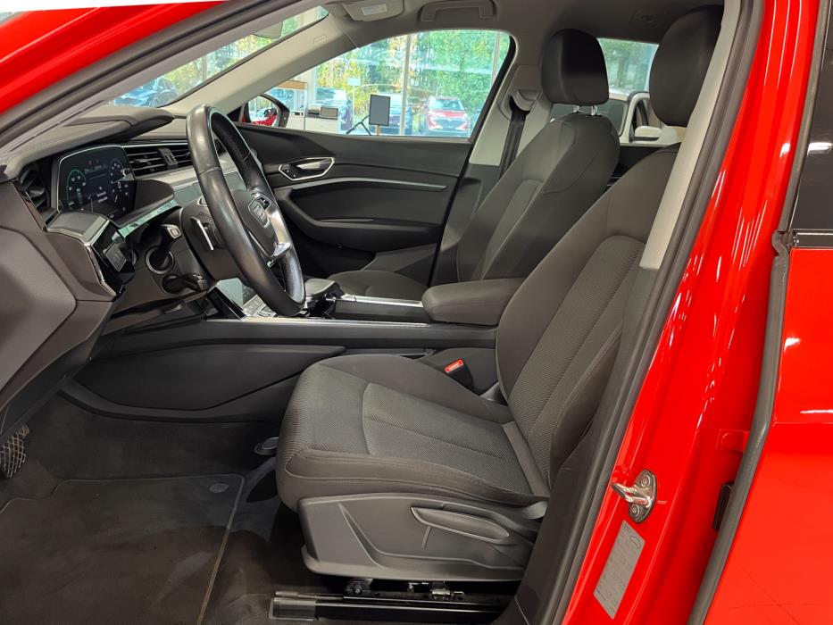 Audi e-tron 2021