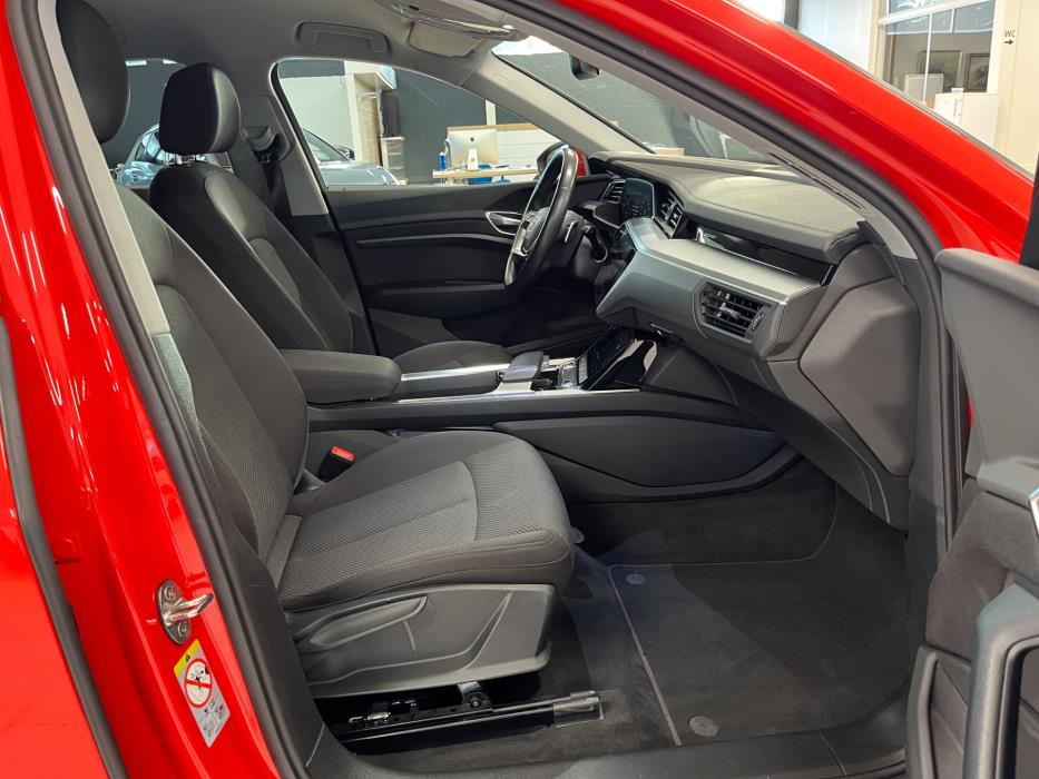 Audi e-tron 2021