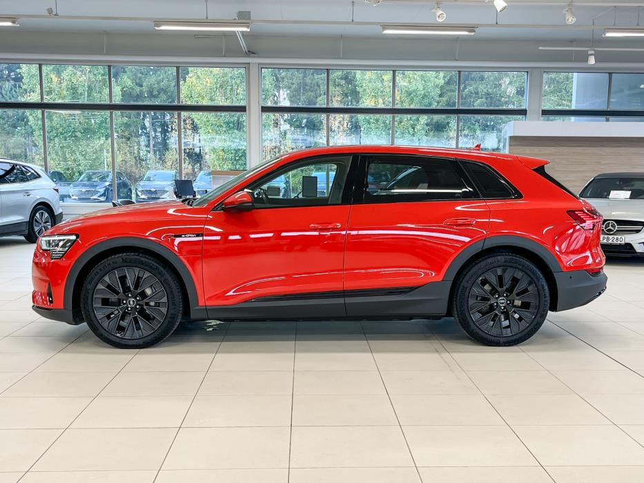Audi e-tron 2021