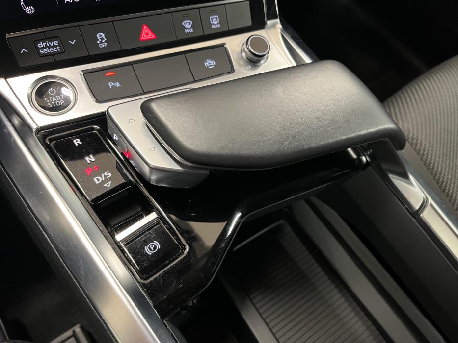 Audi e-tron 2021