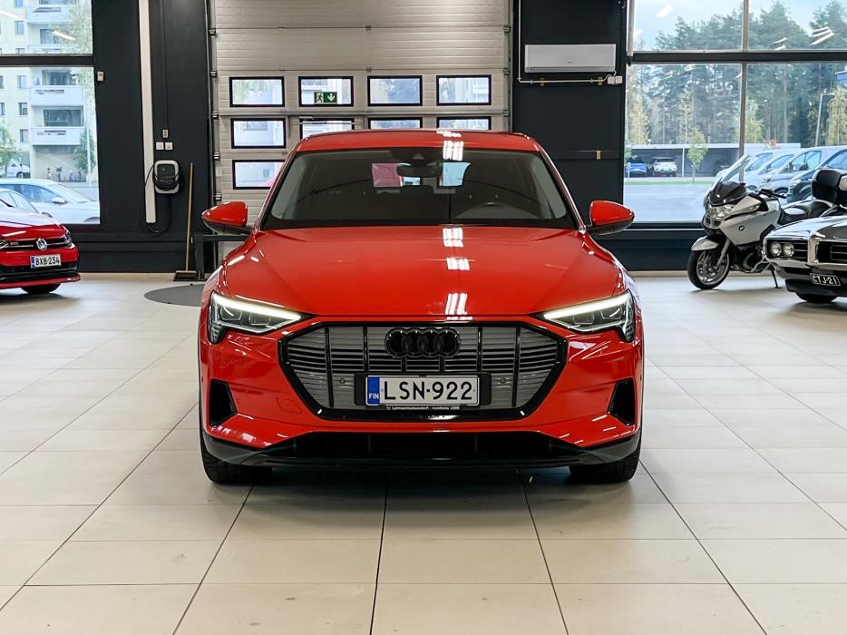 Audi e-tron 2021