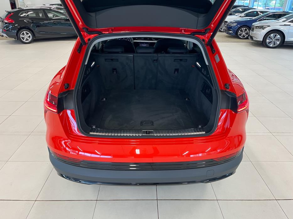 Audi e-tron 2021