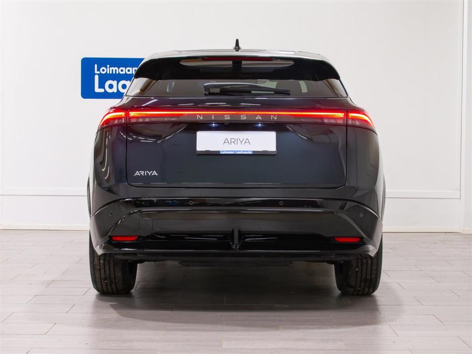 Nissan Ariya 2025