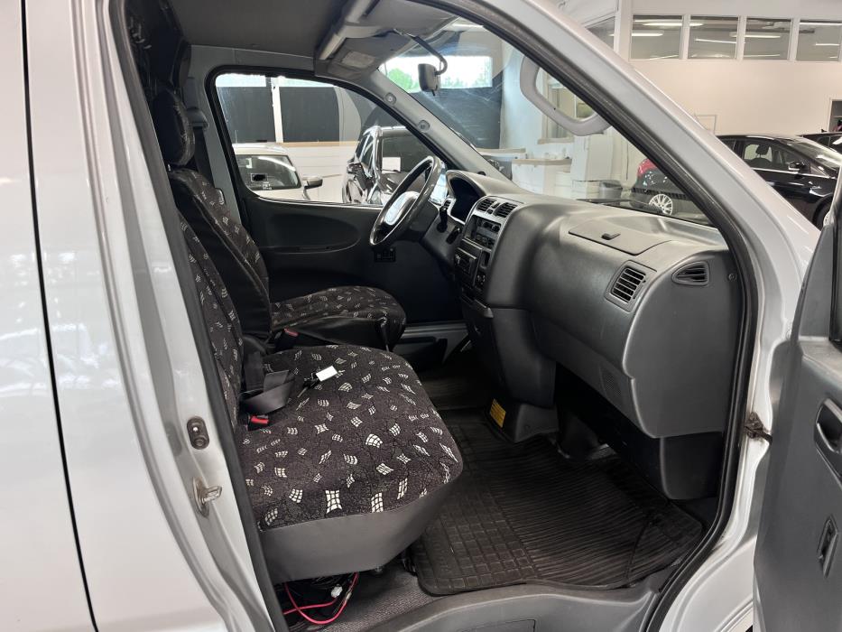 Toyota Hiace 2003