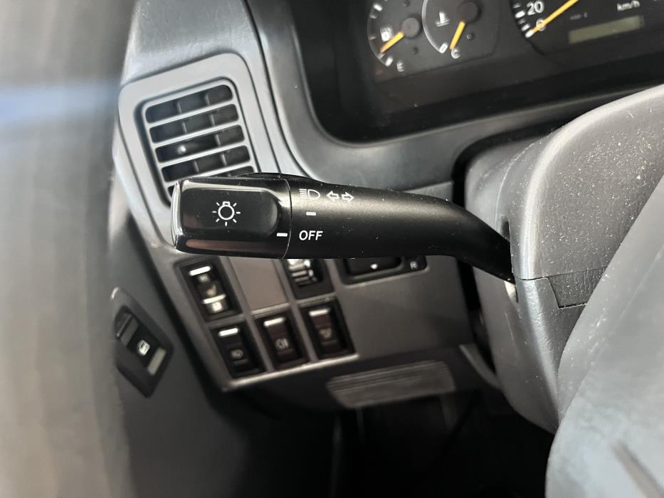 Toyota Hiace 2003