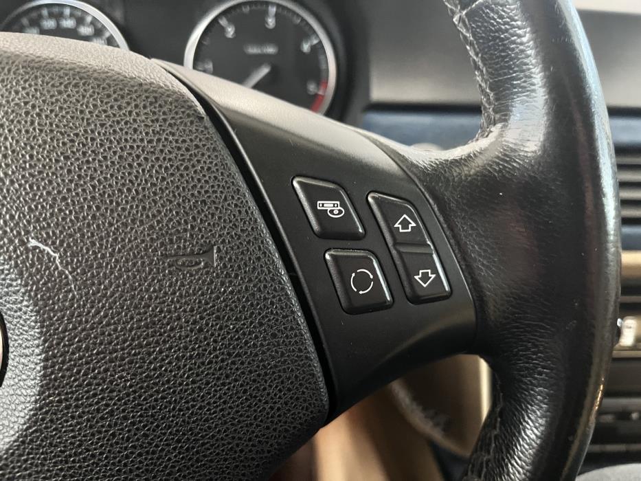 BMW 318 2009