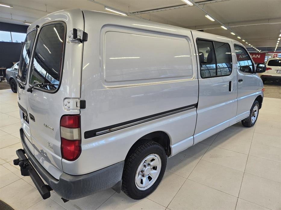 Toyota Hiace 2006