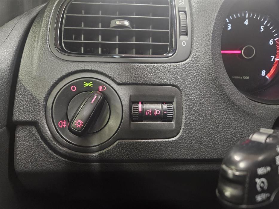 Volkswagen Polo 2014