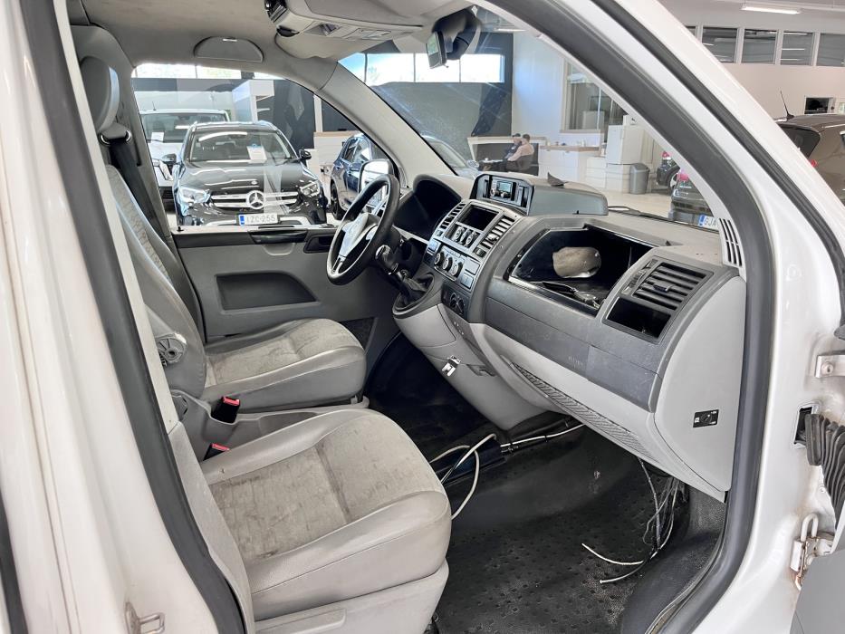 Volkswagen Transporter 2011