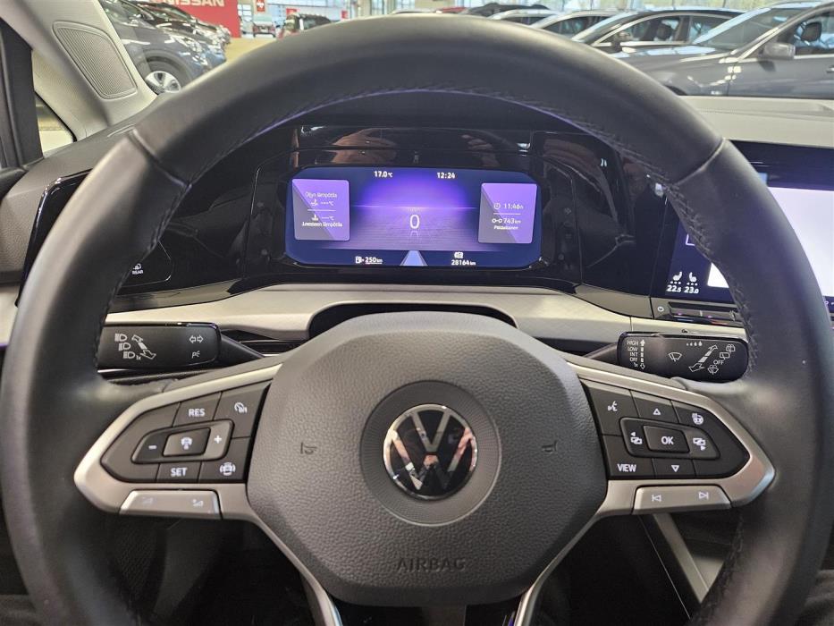 Volkswagen Golf 2022