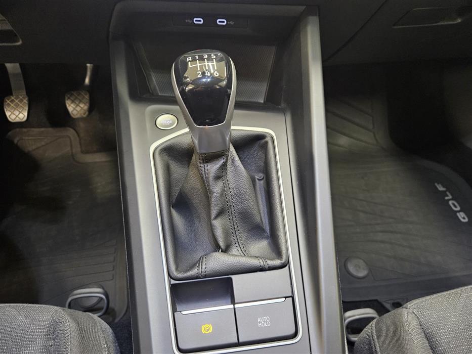 Volkswagen Golf 2022