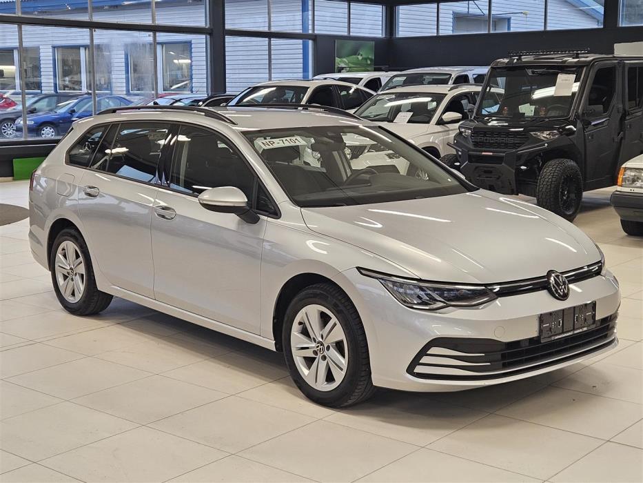 Volkswagen Golf 2021