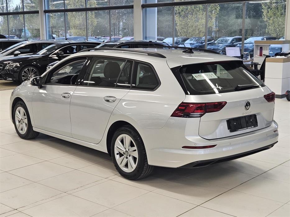 Volkswagen Golf 2021