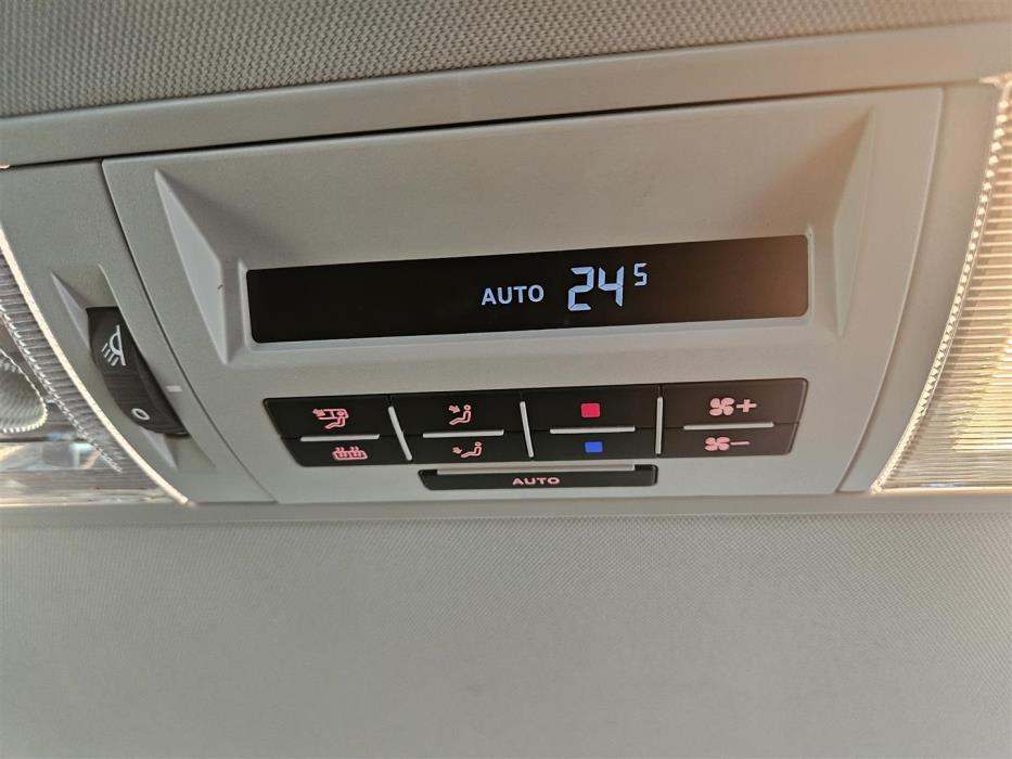 Volkswagen Caravelle 2019