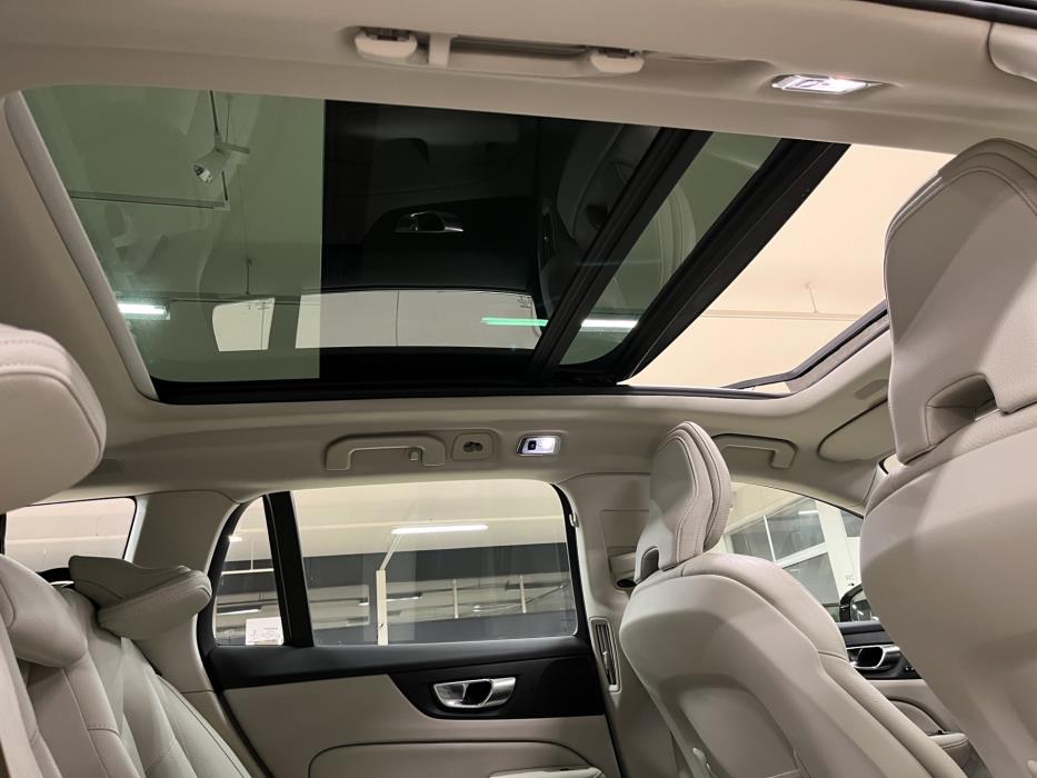 Volvo V60 2022