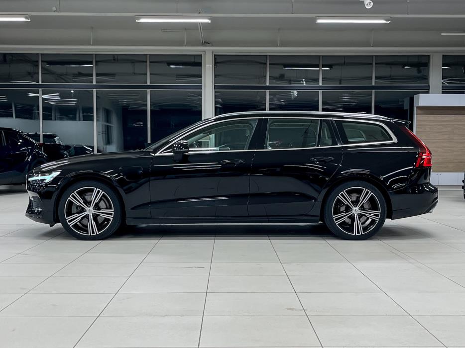 Volvo V60 2022