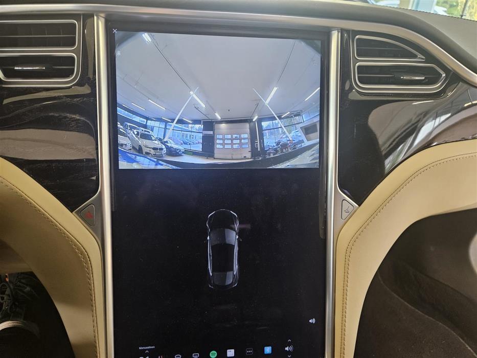Tesla Model S 2017