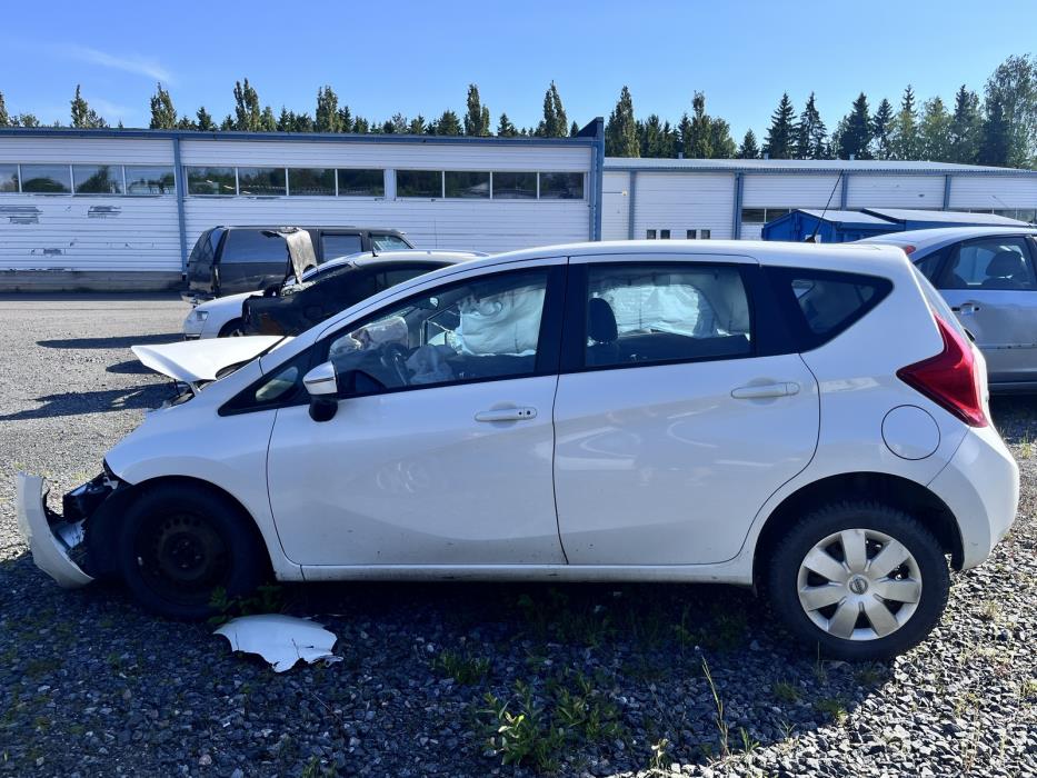 Nissan Note 2015