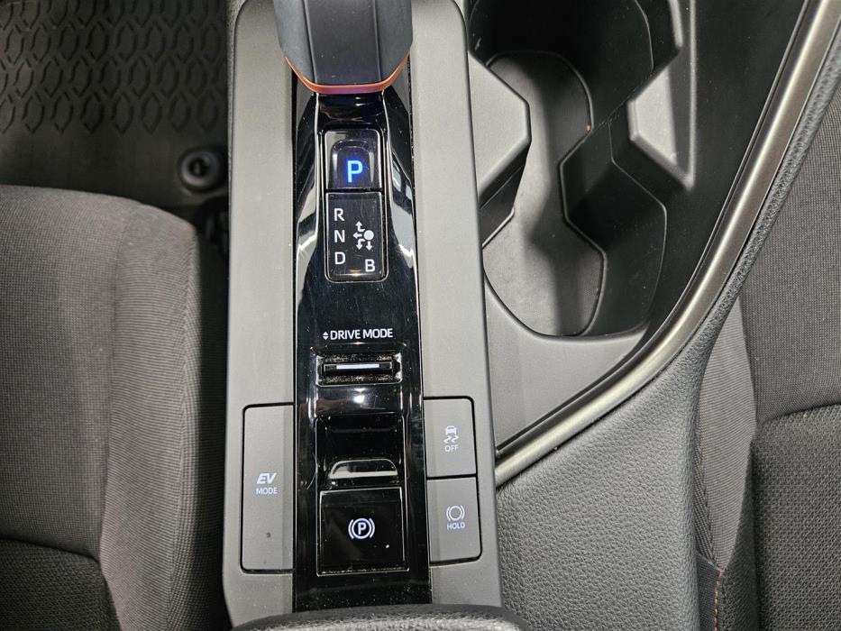 Toyota C-HR 2024
