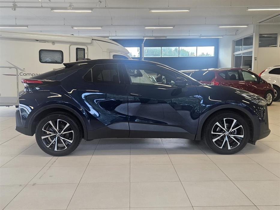 Toyota C-HR 2024