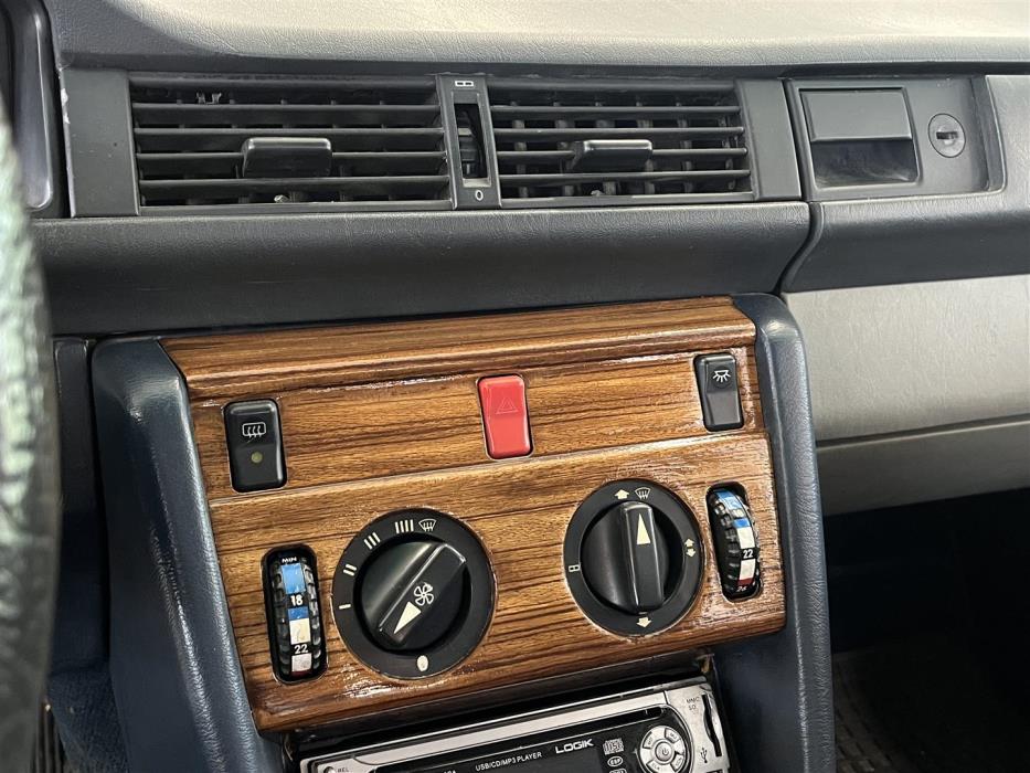 Mercedes-Benz 200 1985