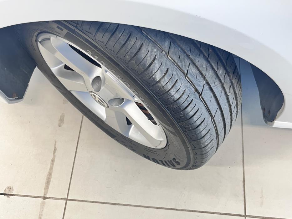 Volkswagen Passat 2013