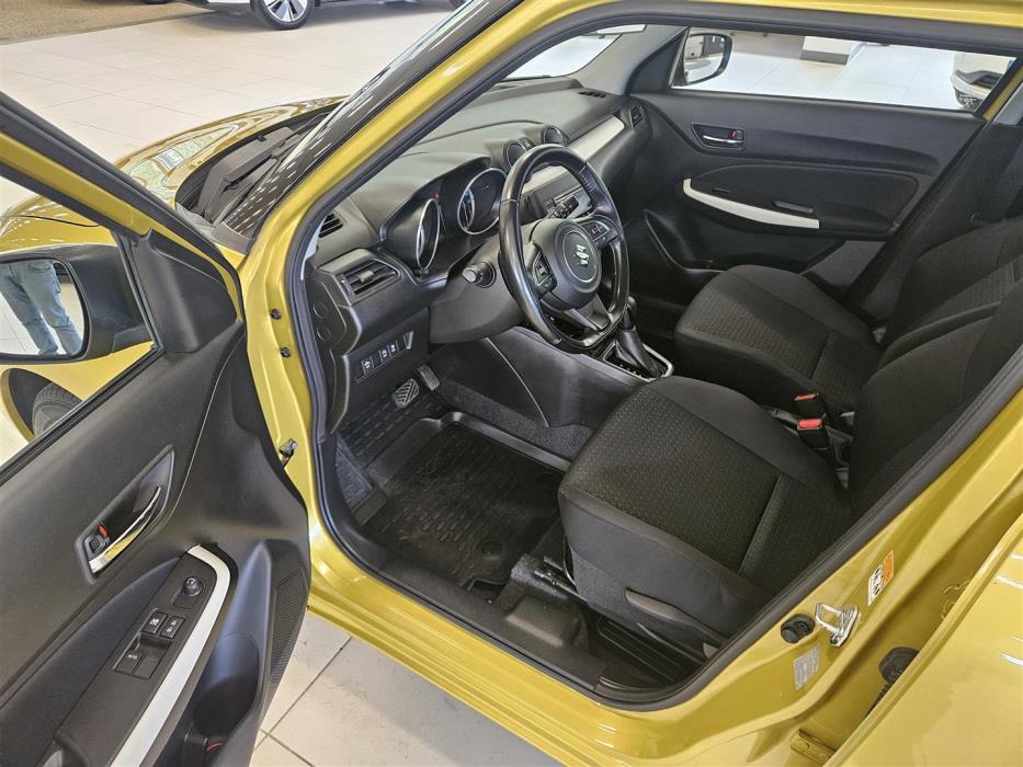 Suzuki Swift 2021
