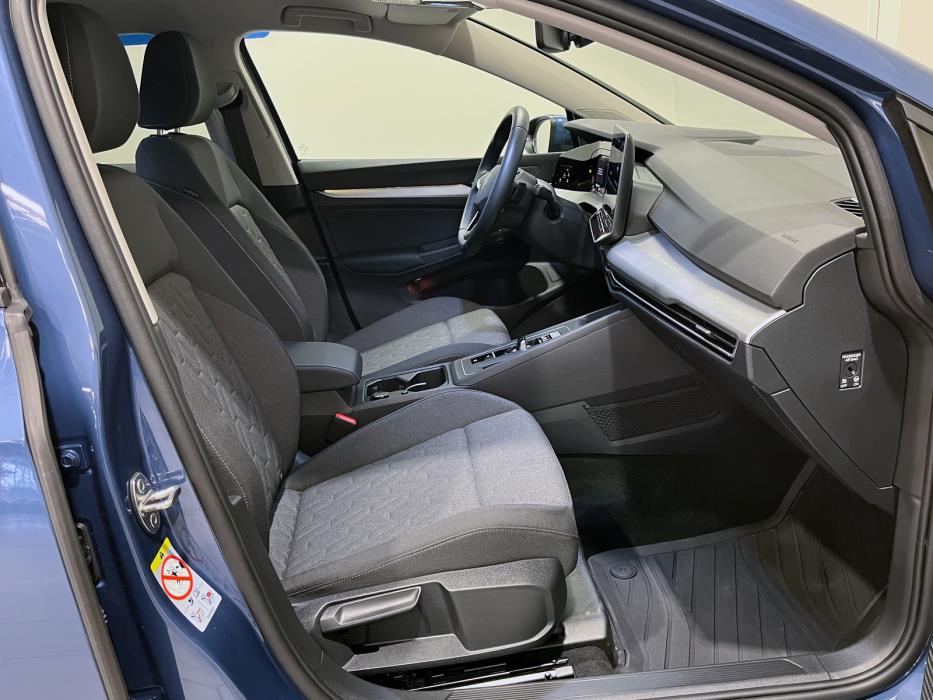 Volkswagen Golf 2025