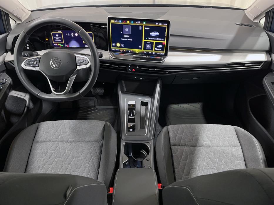 Volkswagen Golf 2025