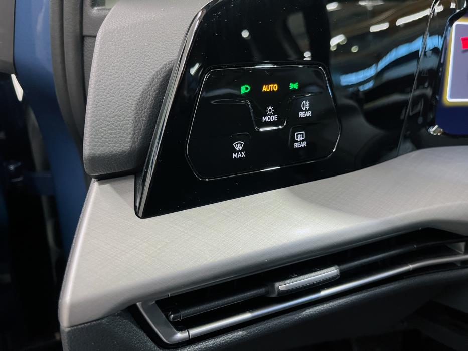 Volkswagen Golf 2025