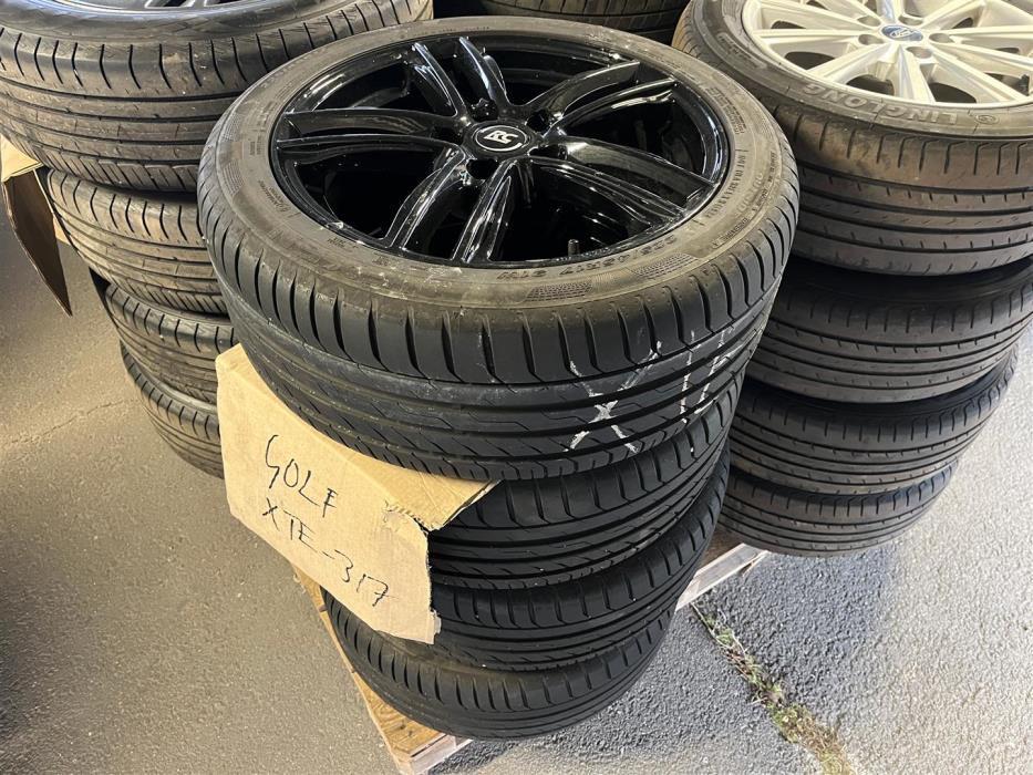 Volkswagen Golf 2025