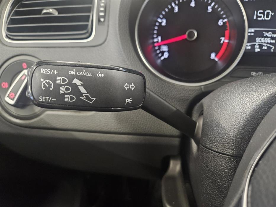 Volkswagen Polo 2015