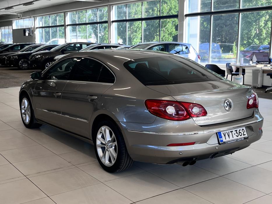 Volkswagen Passat CC 2010