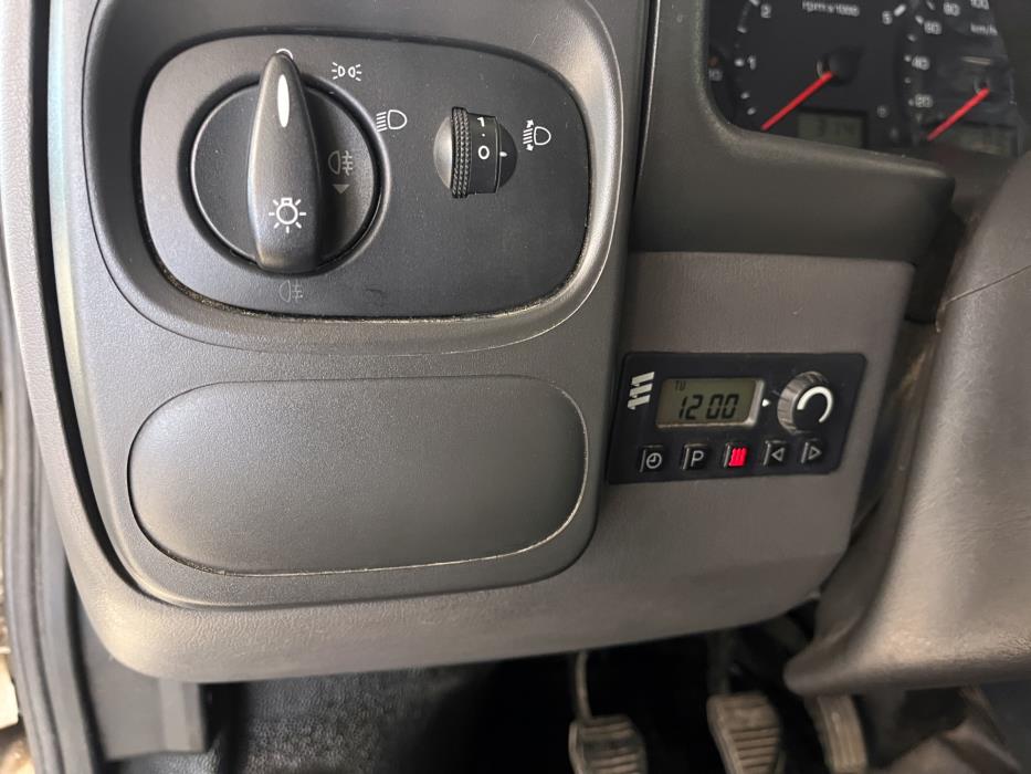 Ford Transit 2004