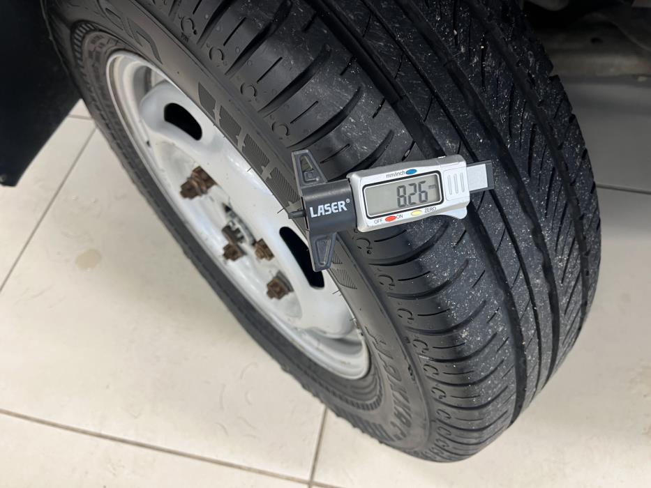 Ford Transit 2004