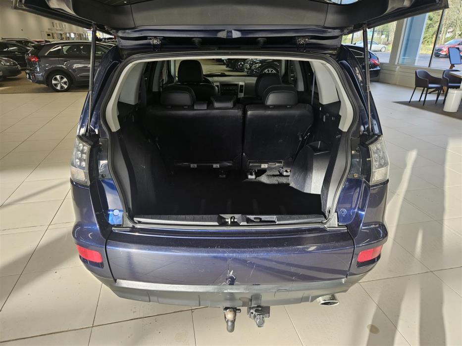 Mitsubishi Outlander 2011