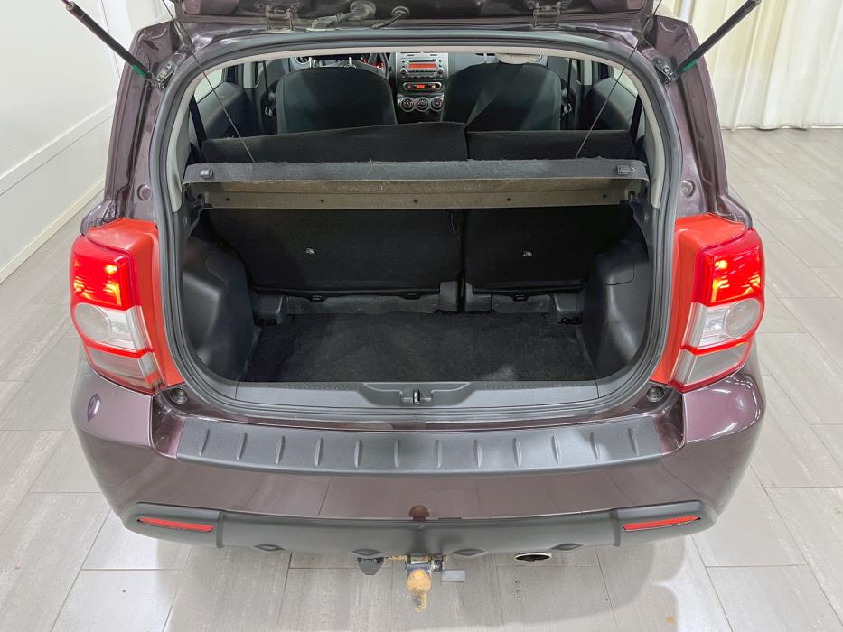 Toyota Urban Cruiser 2012