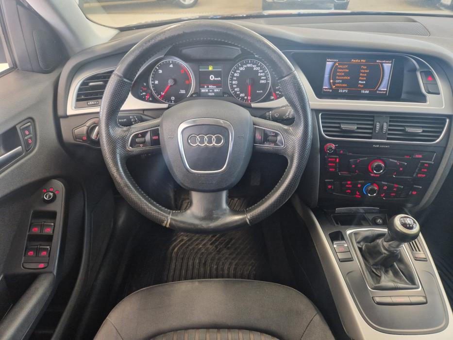 Audi A4 2011