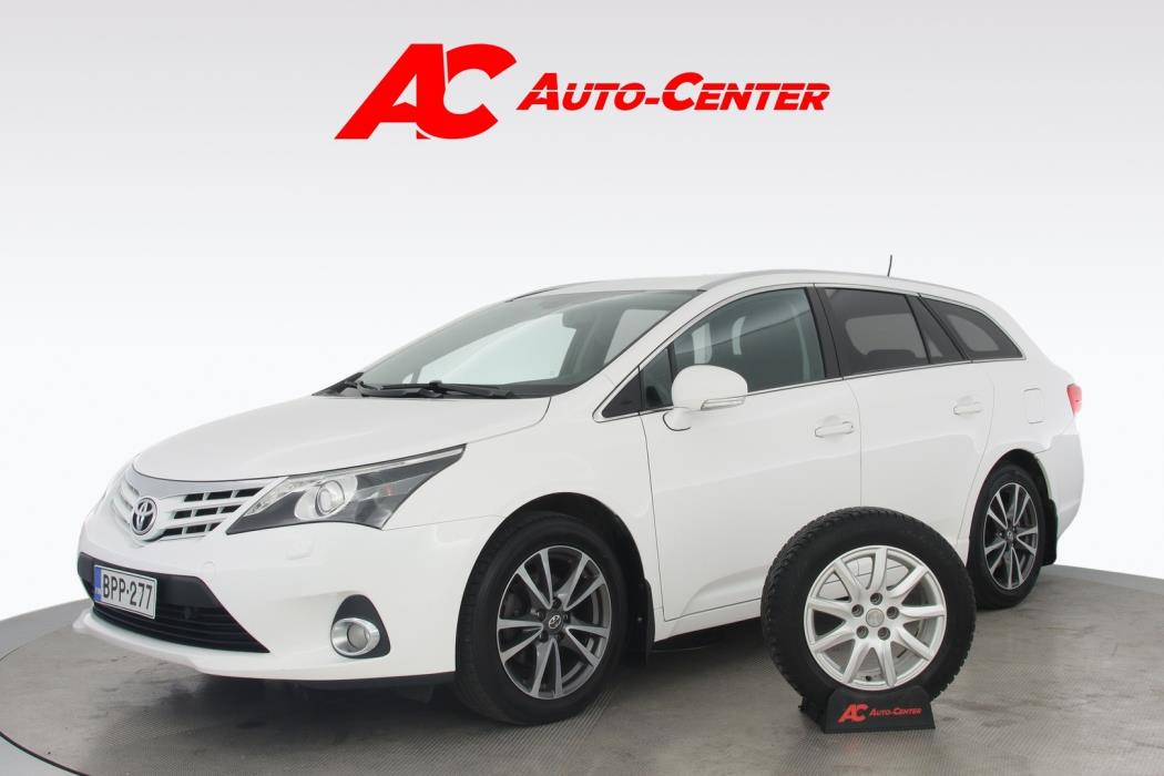 TOYOTA Avensis 2012
