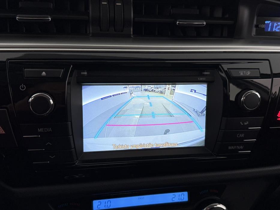 TOYOTA Corolla 2015
