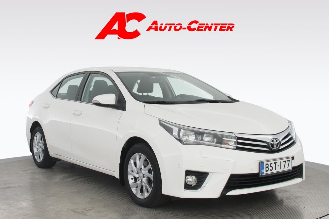 TOYOTA Corolla 2015