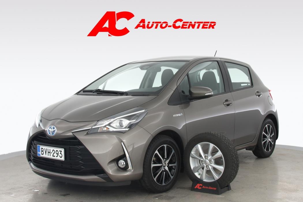 TOYOTA Yaris 2018