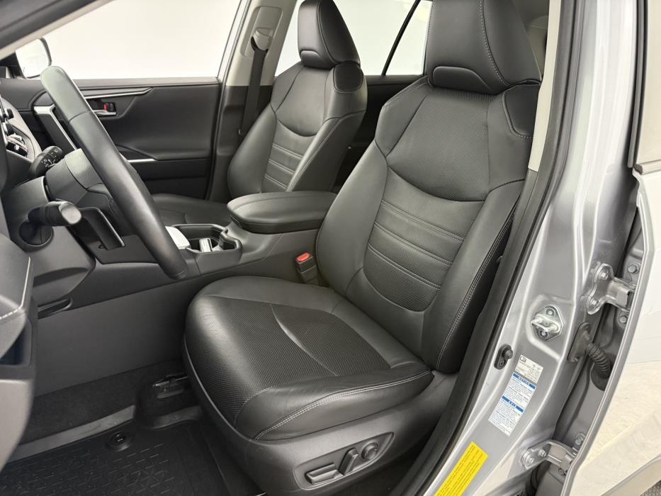 TOYOTA RAV4 2019