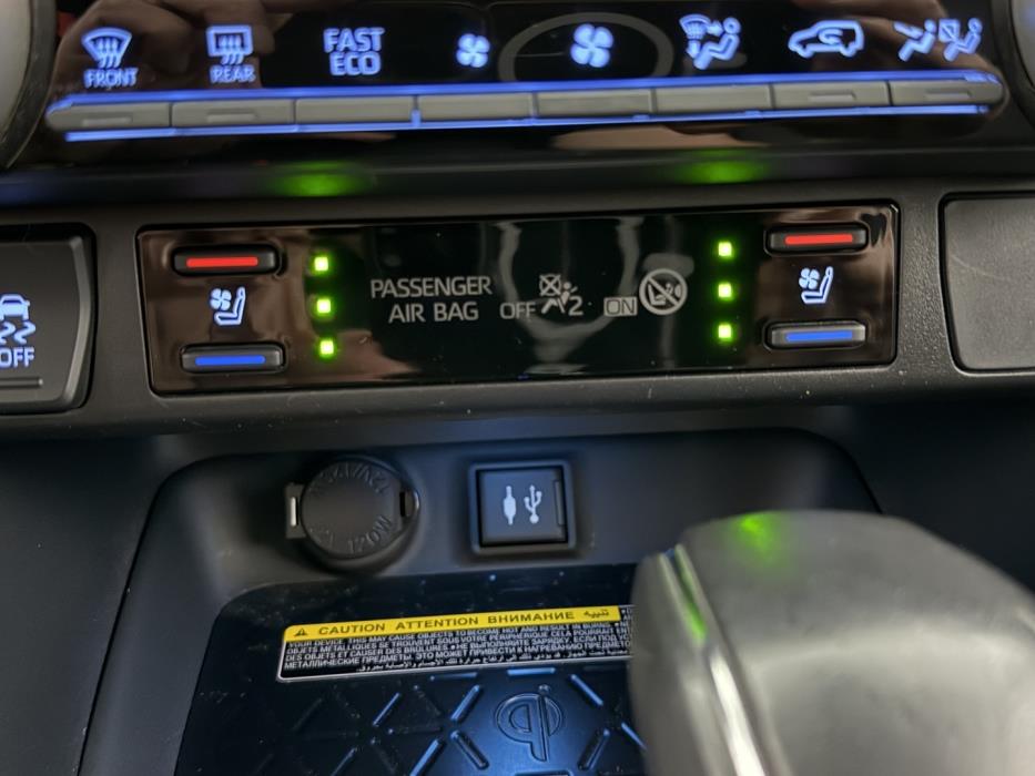TOYOTA RAV4 2019